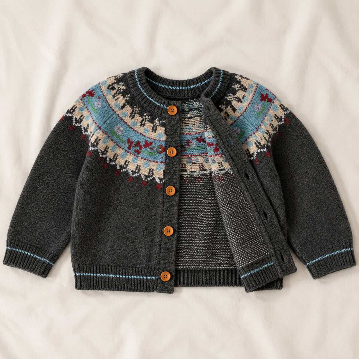 Girls' retro knit cardigan inner construction detail